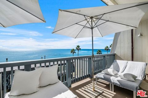 Photo of 11940 Whalers Lane, Malibu, CA 90265 (MLS # 26851203)