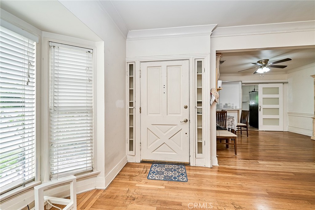 1128 S Citrus Avenue