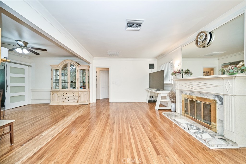 1128 S Citrus Avenue