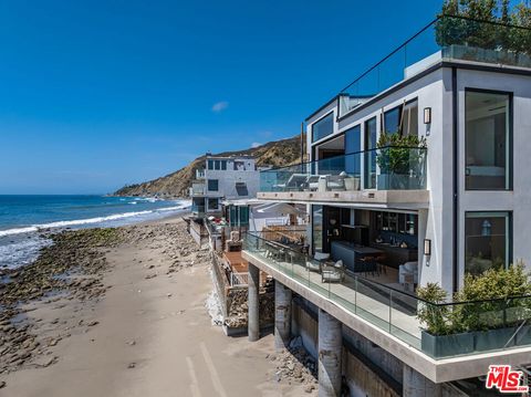 Photo of 18954 Pacific Coast Highway, Malibu, CA 90265 (MLS # 25608175)