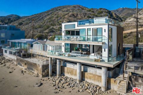 Photo of 18954 Pacific Coast Highway, Malibu, CA 90265 (MLS # 25608175)