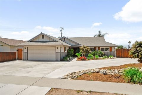 8631 Holly Street Rancho Cucamonga CA 91701