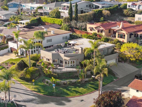 Tiny photo for 307 Artemisia Avenue, Ventura, CA 93001 (MLS # V1-36507)
