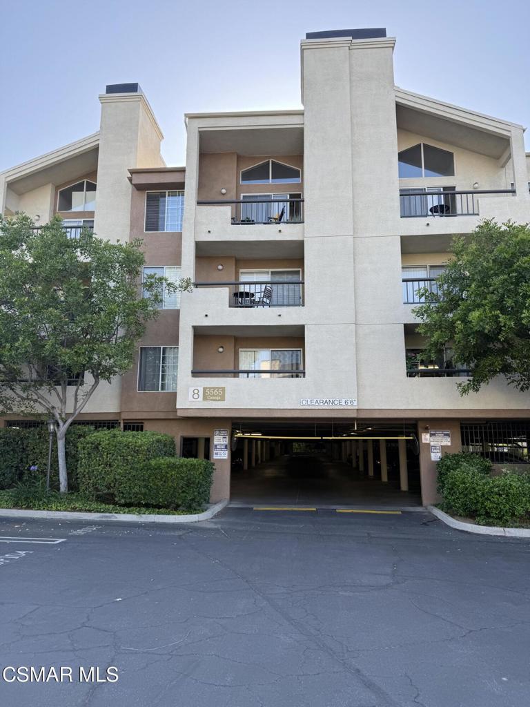 5565 Canoga Avenue 205