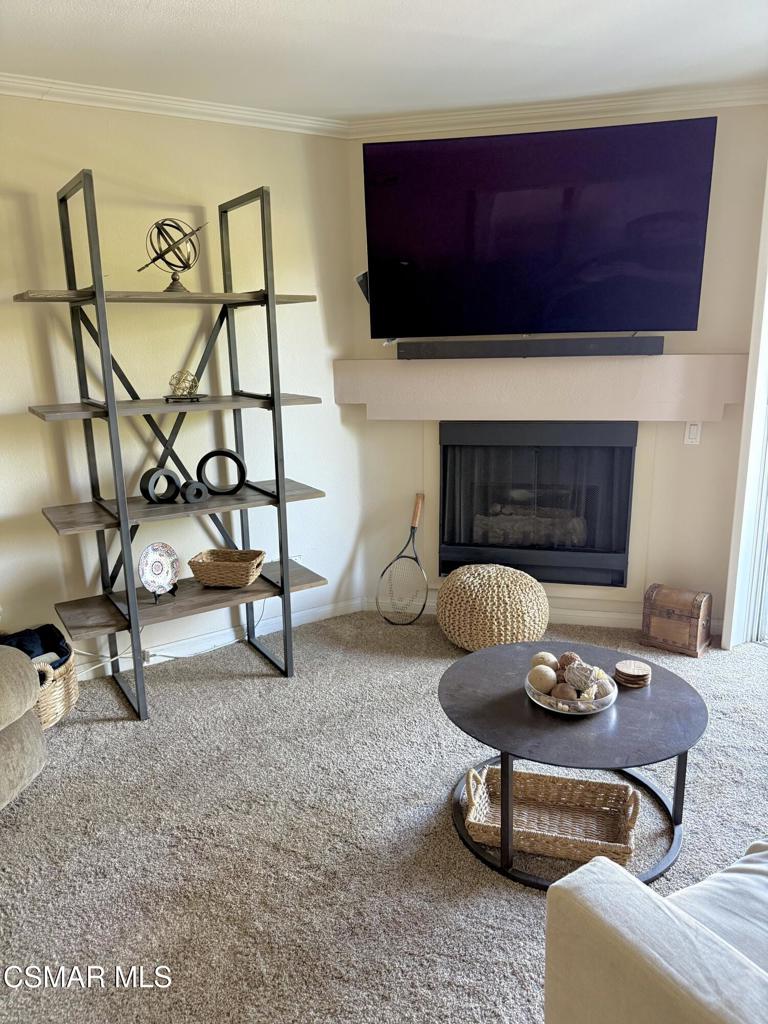 5565 Canoga Avenue 205