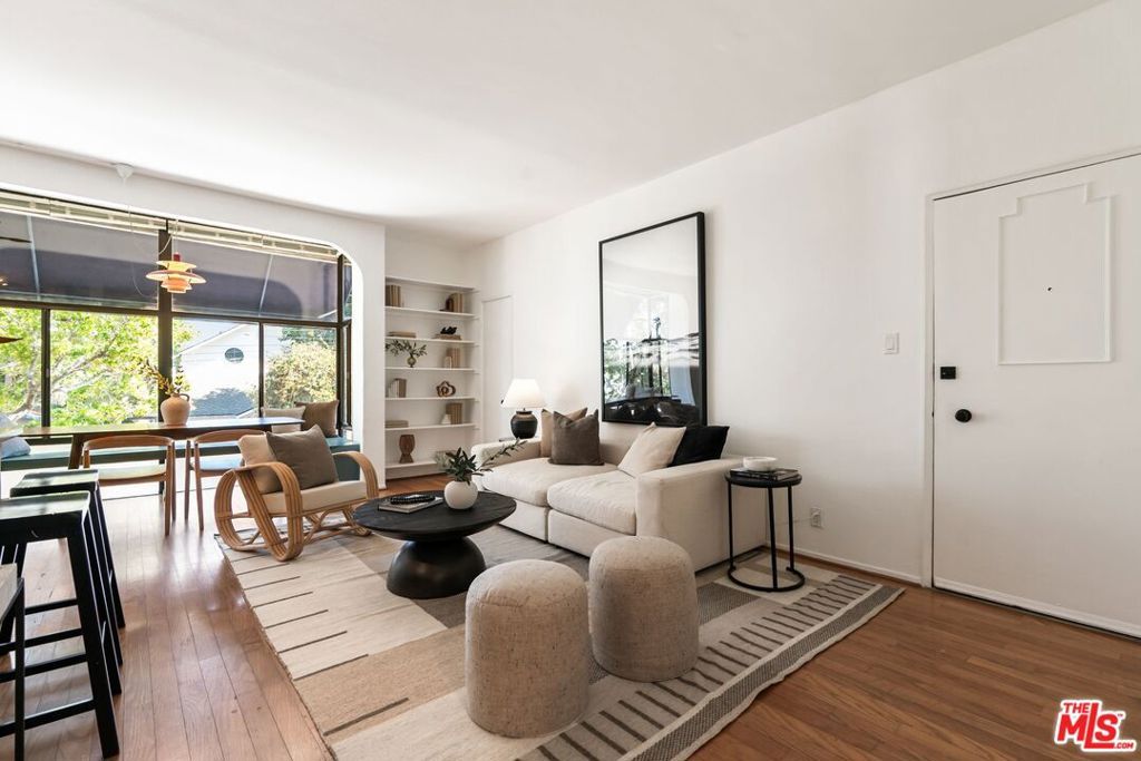 Photo of 643 Bay Street, Santa Monica, CA 90405 (MLS # 25592707)