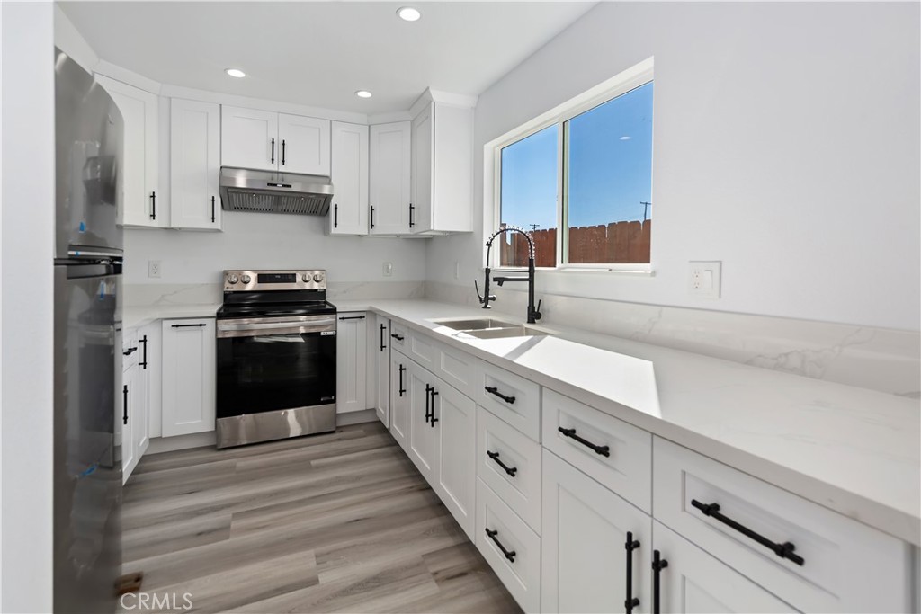 37918 Palm Vista