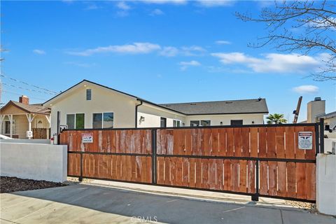 Photo of 37918 Palm Vista, Palmdale, CA 93550 (MLS # GD26092420)