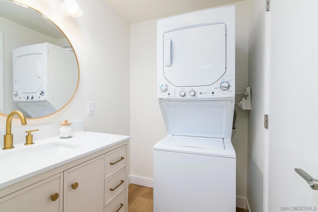 3606 Vista Rey Unit 9