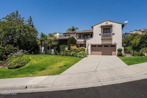 Photo of 3283 Windmist Avenue, Thousand Oaks, CA 91362 (MLS # 226003032)