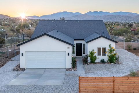Photo of 7490 Bonita Trail, Yucca Valley, CA 92284 (MLS # 219138214DA)