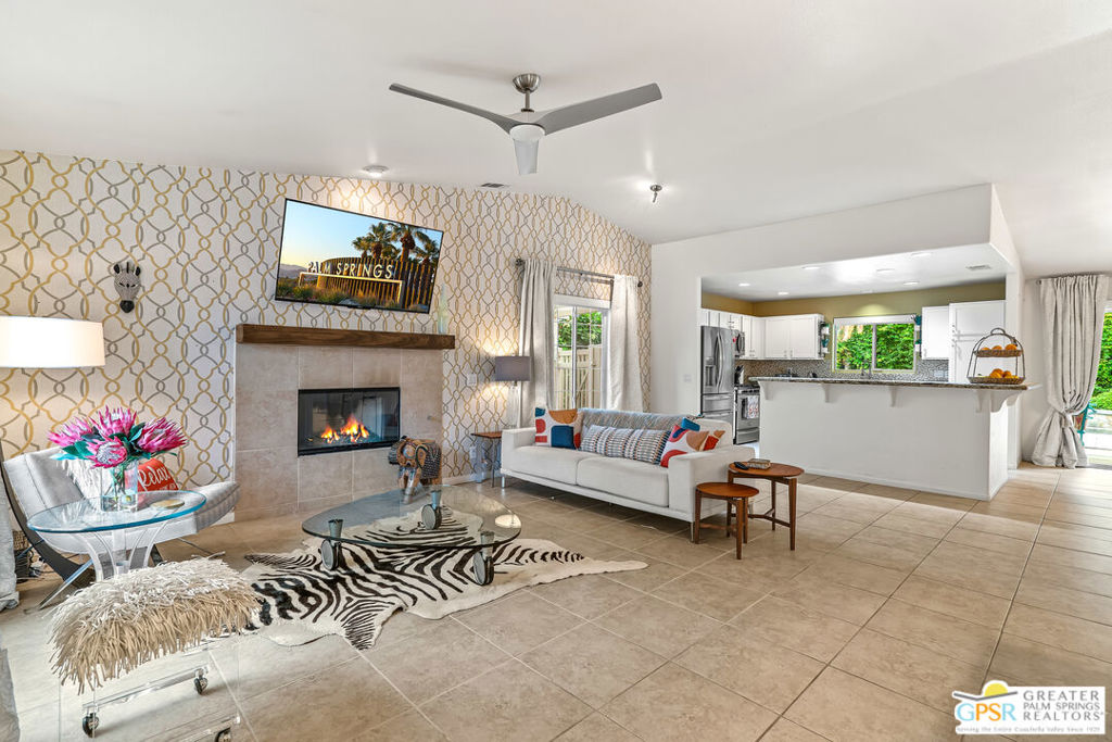 2080 Marguerite Street