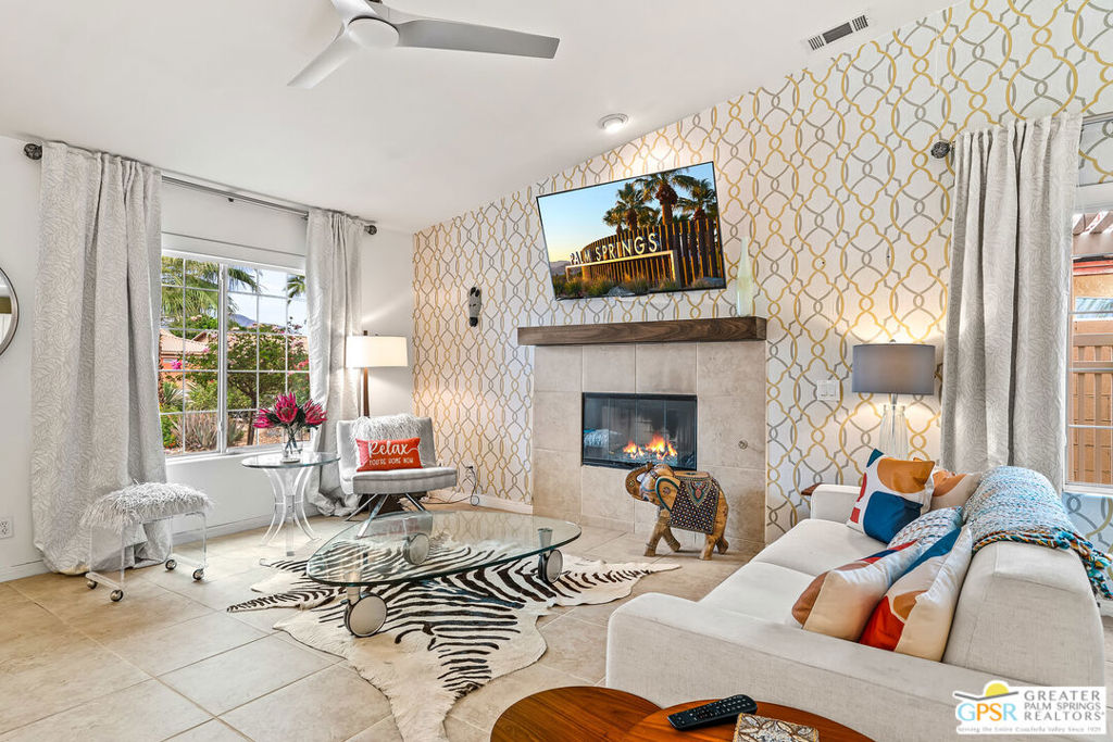 2080 Marguerite Street