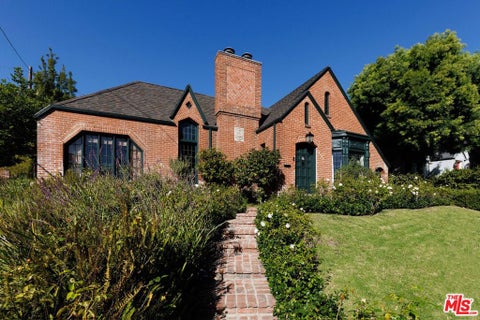 Photo of 4207 Dundee Drive, Los Angeles, CA 90027 (MLS # 26993423)