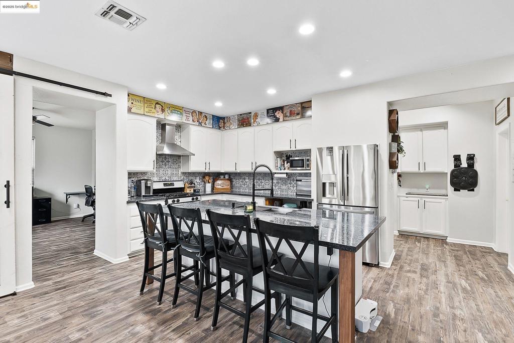 OAKLEY - Residential