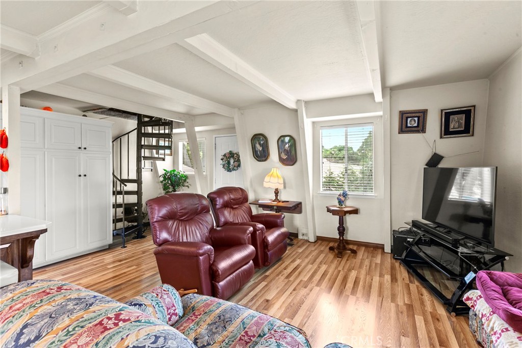 335 Crum Road