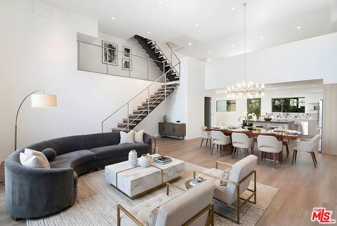 Photo of 4143 Madison Avenue, Culver City, CA 90232 (MLS # 26644847)