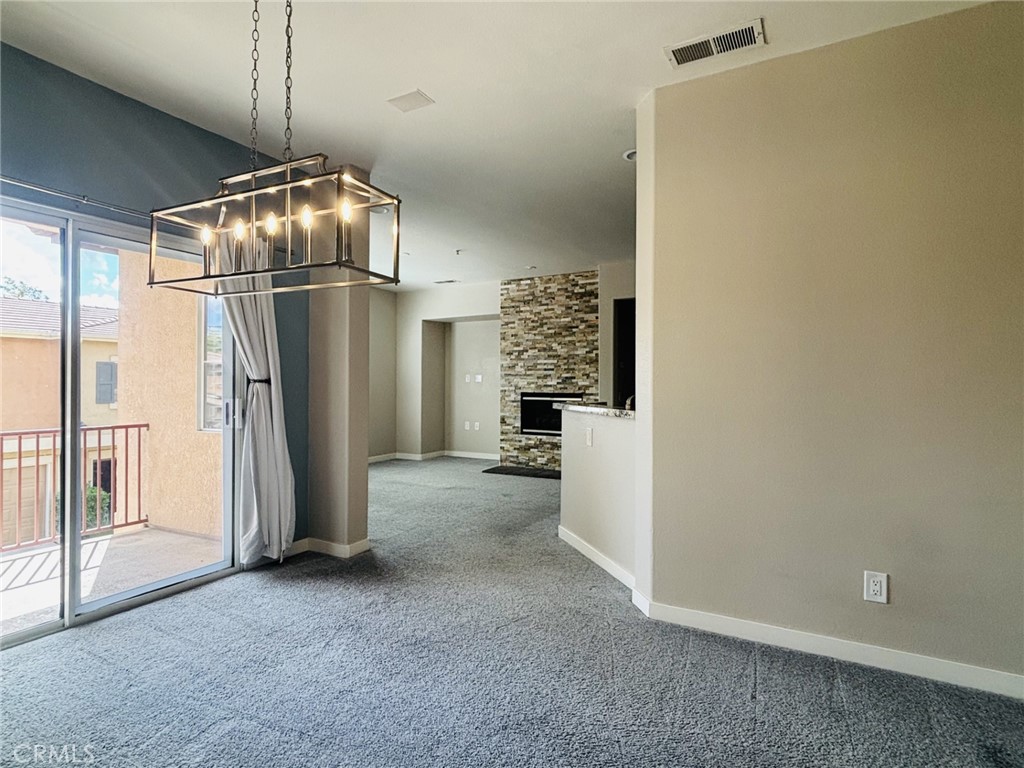 26373 Arboretum 1303