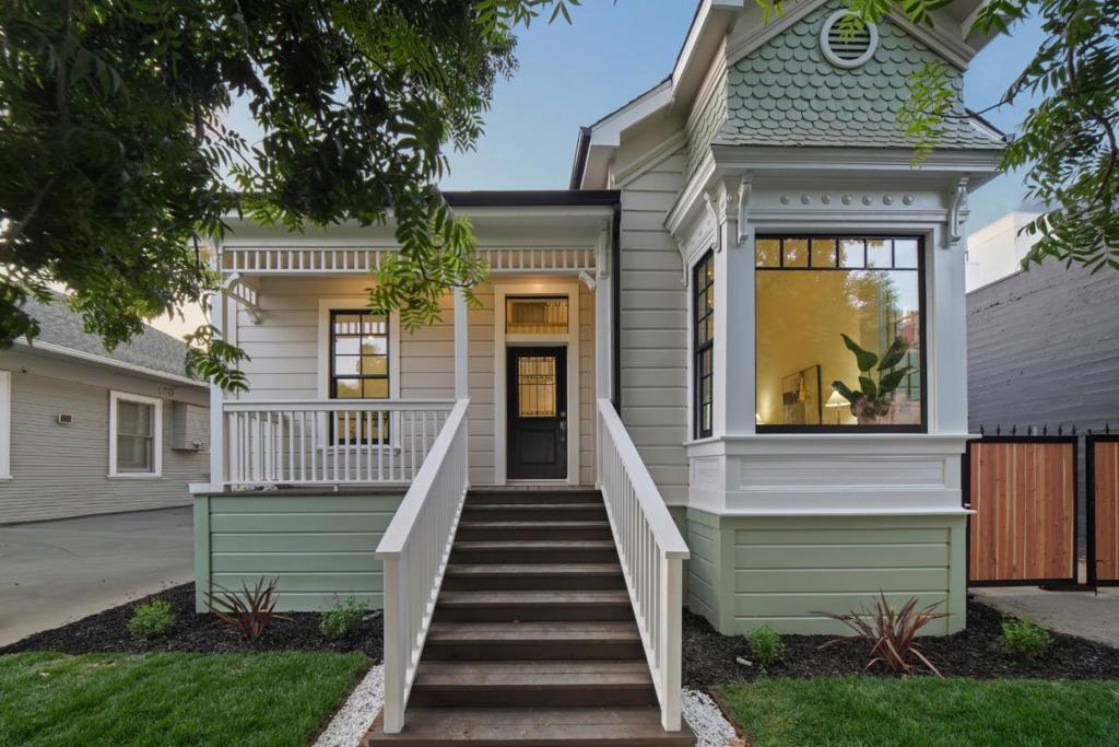 75 W William Street