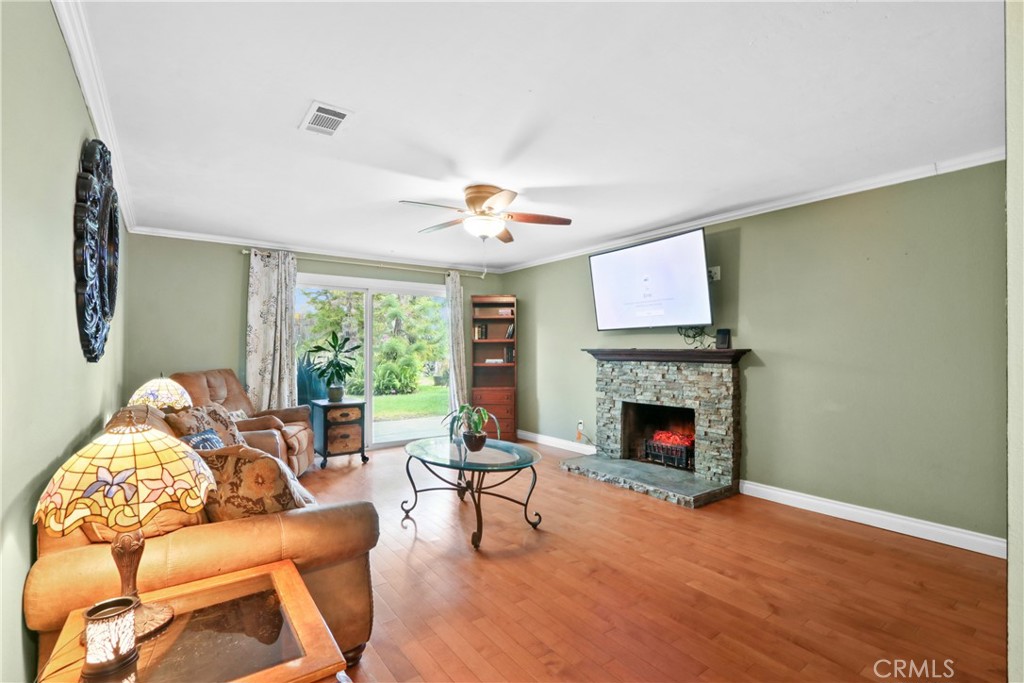3927 Bedford