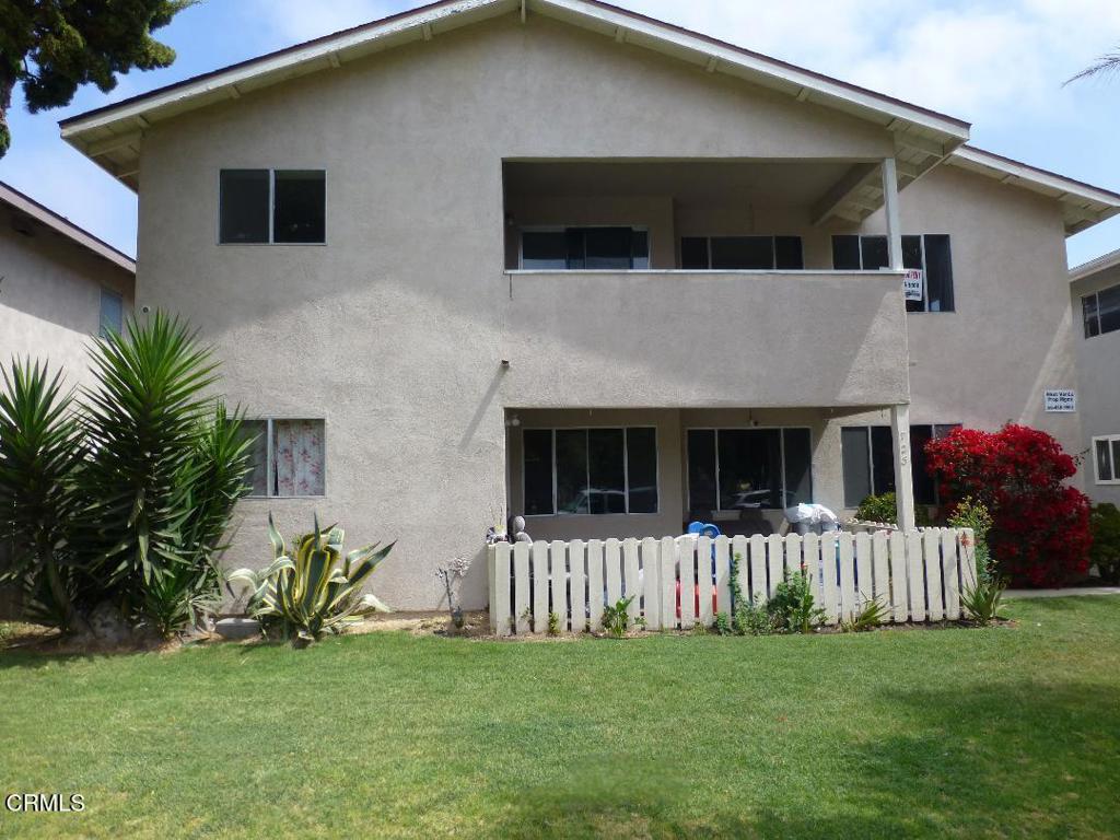 Larger North Oxnard 2 Bedroom with 2 bathrooms., living room with fireplace, and dining area, Newer dishwasher and stove. Unit has been remodeled in the last 2 years. View of park and close to school. 1 Car garage included; Square feet of unit is approximately 1300