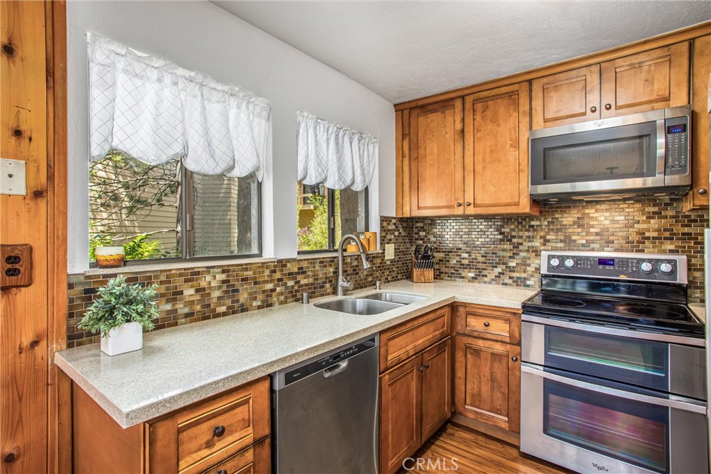 Arrowhead Woods (AWHW) - Residential