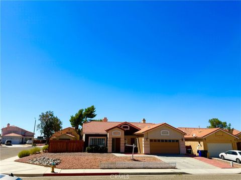 Photo of 17074 Grand Mammoth Place, Victorville, CA 92394 (MLS # DW25219739)