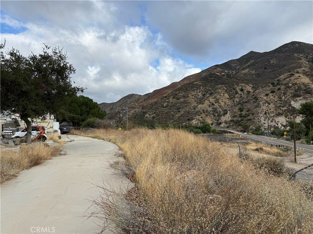 11561 Soledad Canyon