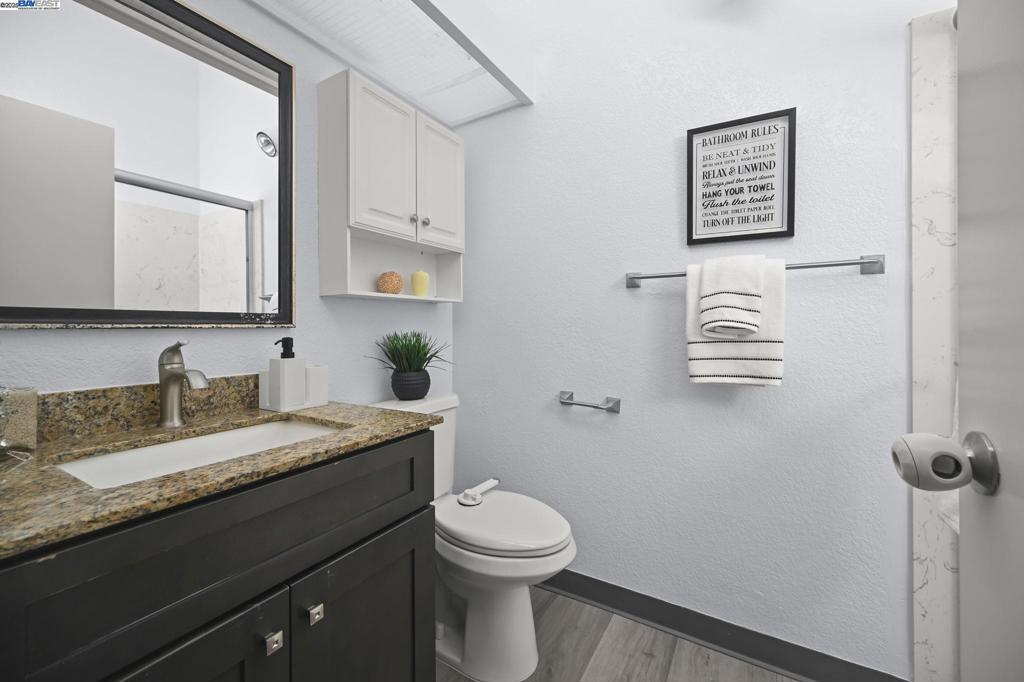 MEADOWBROOK - Residential