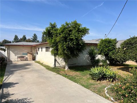 Photo of 7455 Garden Grove, Reseda, CA 91335 (MLS # SB25248786) Photo of 7455 Garden Grove, Reseda, CA 91335 (MLS # SB25248786)