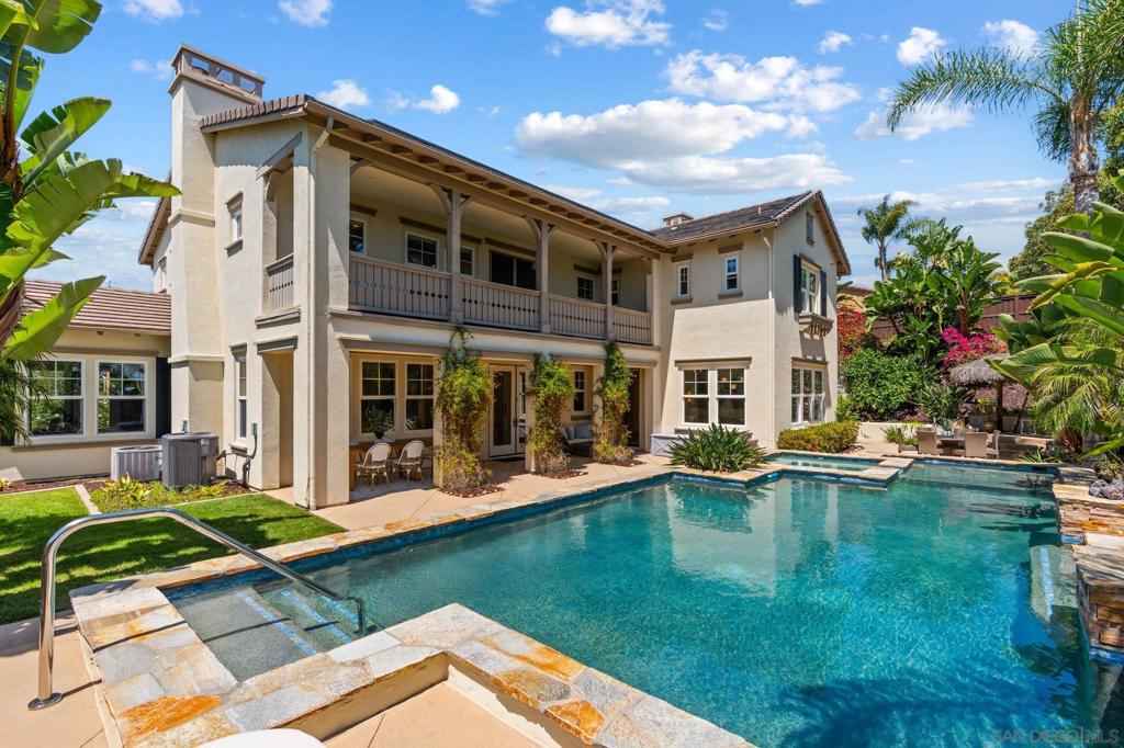 3228 Sitio Montecillo