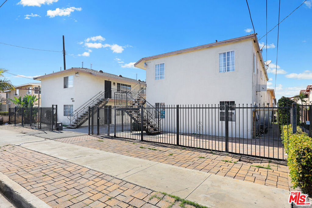 919 Carob Way