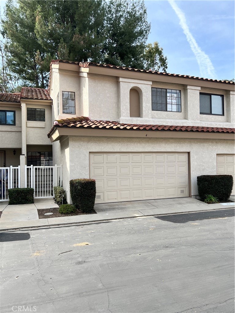 LUXURIOUS 2 STORY TOWNHOUSE IN UPSCALE MONTEFINO COMMUNITY WITH PARK-LIKE SETTING, 3 BEDROOMS, 2-1/2 BATHS, MASTER SUITE WITH FIREPLACE, LIVING ROOM WITH CATHEDRAL CEILING AND FIREPLACE, 1ST FLOOR POWDER ROOM AND REMODLED KITCHEN, 2 CAR ATTACHED GARAGE WITH DIRECT ACCESS, WASHER AND DRYER, HOUSE IN CENTRALLY LOCATED IN THE HEART OF DIAMOND BAR WITH WALNUT VALLEY UNIFIED SCHOOL DISTRICT, WALKING DISTANCE TO LIBRARY, POST OFFICE, GROCERTY STORES, SHOPS AND RESTAURANTS.