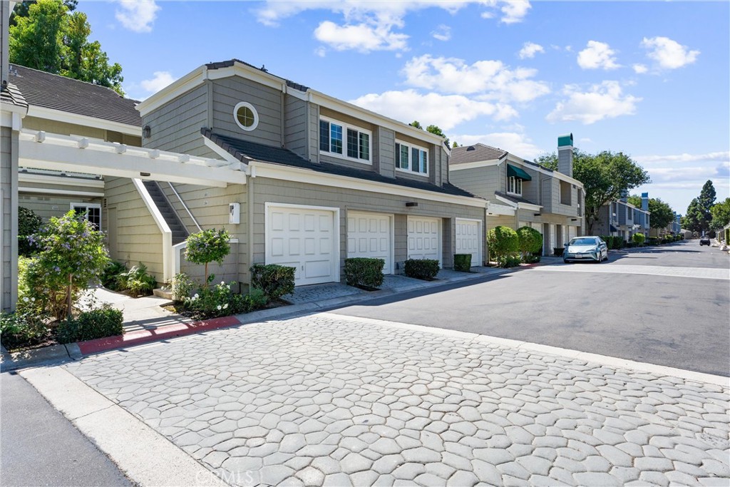 7402 Yellowtail Drive 204