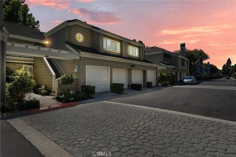Photo of 7402 Yellowtail Drive #204, Huntington Beach, CA 92648 (MLS # OC25101060)