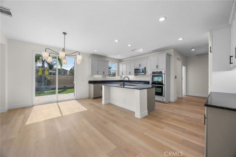 Tiny photo for 14119 Emmerglen Way, Eastvale, CA 92880 (MLS # PW26231288)