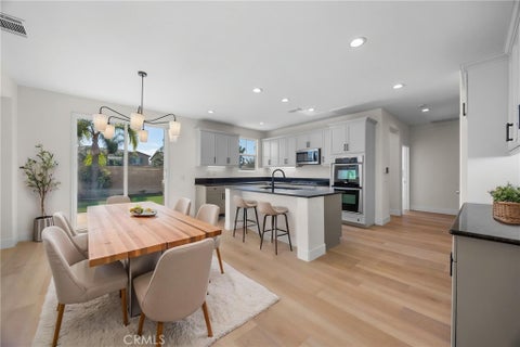 Tiny photo for 14119 Emmerglen Way, Eastvale, CA 92880 (MLS # PW26231288)