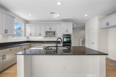 Tiny photo for 14119 Emmerglen Way, Eastvale, CA 92880 (MLS # PW26231288)