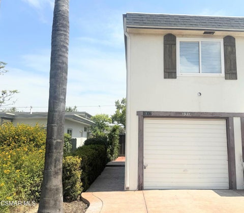 Photo of 1921 Colonia Place, Camarillo, CA 93010 (MLS # 226003093)