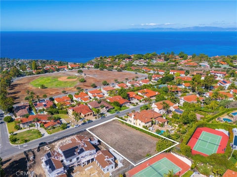 Photo of 1520 Via Zurita, Palos Verdes Estates, CA 90274 (MLS # SB26174048)