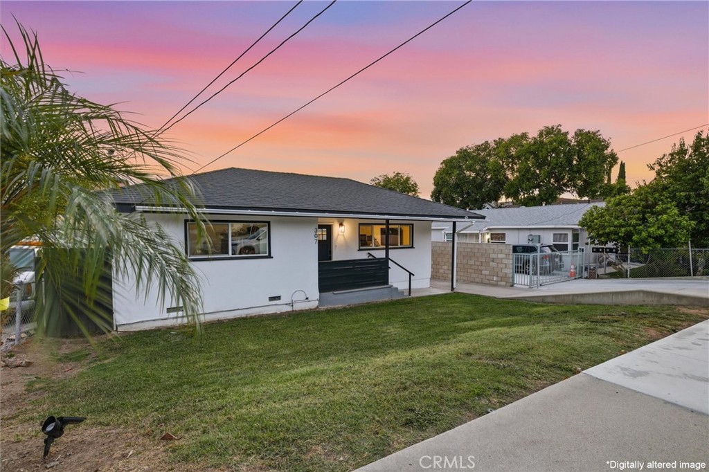 307 S Hillcrest