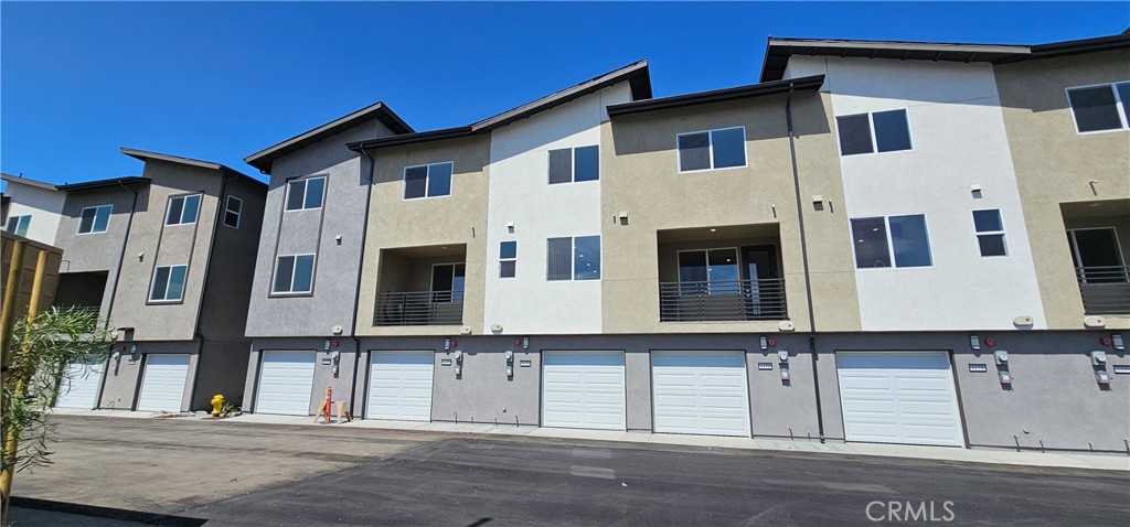 ***Beautiful BRAND NEW tri-level townhome inside gated community***3 bedrooms and 3 bathrooms. Solar power to save the electricity bill**Open and spacious floor plan, private balcony**Gourmet kitchen with granite countertops and stainless steel appliances**Master suite has double sink and walk-in closet**Central air conditioning and central heating unit**Separate laundry room, two car attached garage, tandem parking***Community pool, BBQ,etc…Convenient location, close to shopping centers, restaurants and transportation***