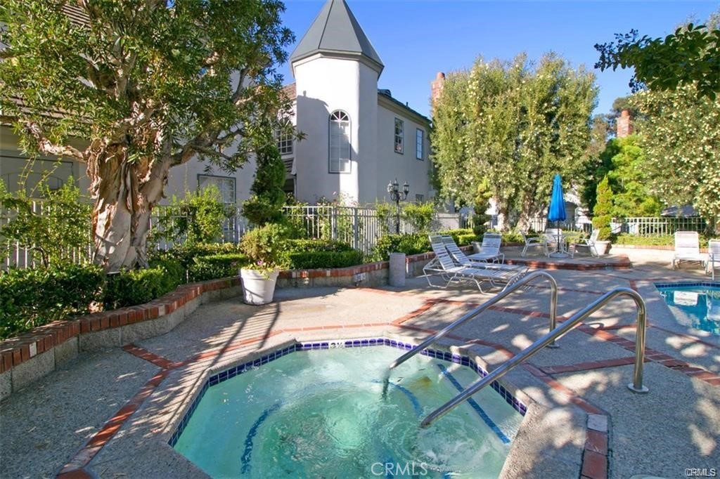 29305 Rue Fleurie