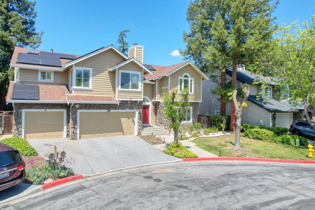 3808 Thompson Creek Court