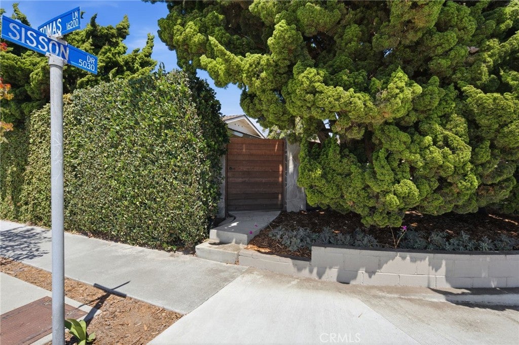 5051 Sisson Drive, Huntington Beach CA 92649 - Photo 34