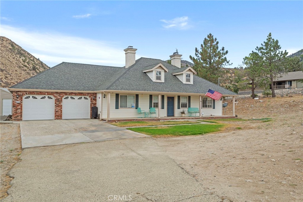 8221 Green Road