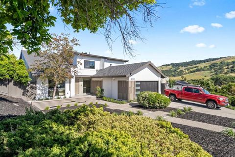 Photo of 6223 Valroy Drive, San Jose, CA 95123 (MLS # ML82044540)