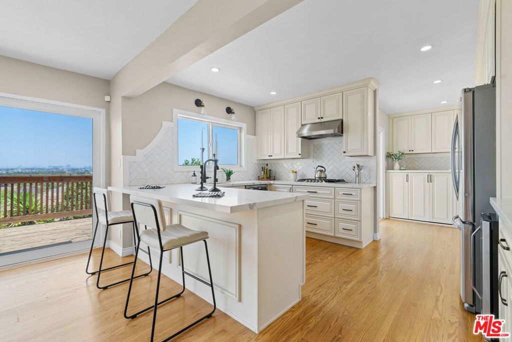 Photo of 4113 Don Diablo Drive, Los Angeles, CA 90008 (MLS # 25555061)