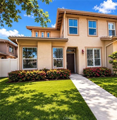 Photo of 285 Woodcrest LN, Aliso Viejo, CA 92656 (MLS # OC26118188)