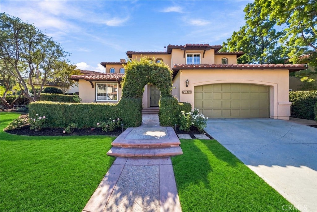 28461 Calle Pinata